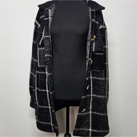 Z Supply Size Large Plaid Button-Up Jacket - Picture 6 of 7